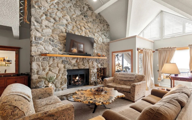 Cinnamon Ridge 1-141