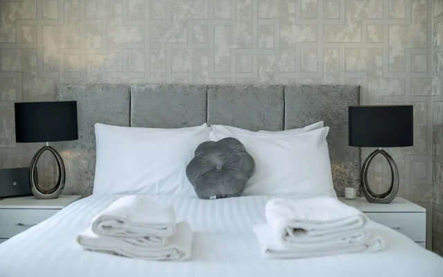 Modern South Wimbledon Stay