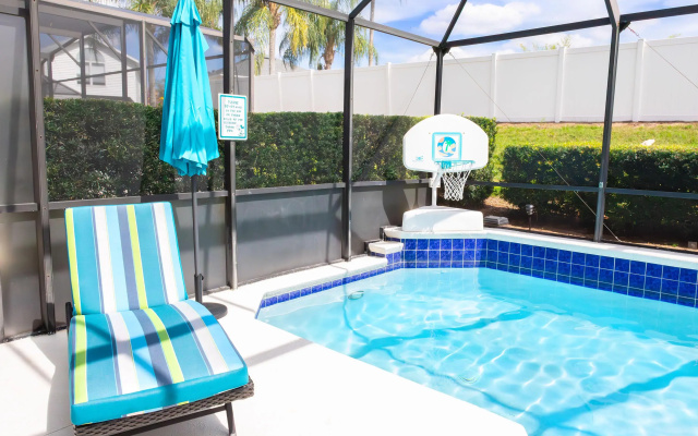 Sunkissed Oasis 5-bed Villa Pool Games Room