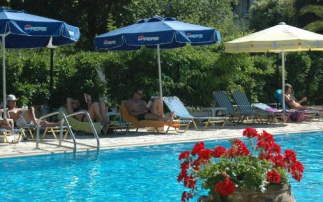 Zefiros Apartments