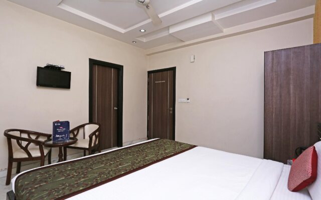 MD 9 Star Hotel
