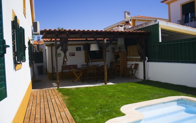 House With 3 Bedrooms in Brejos de Azeitão, With Private Pool, Furnish