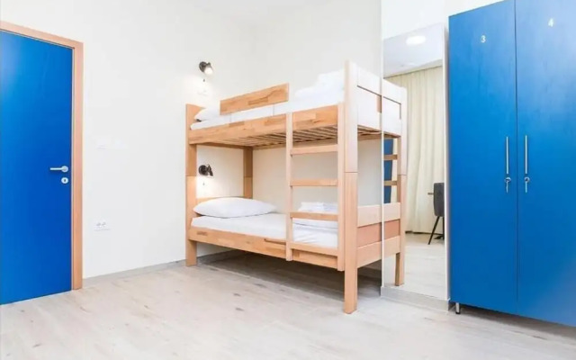 Ai Hostel