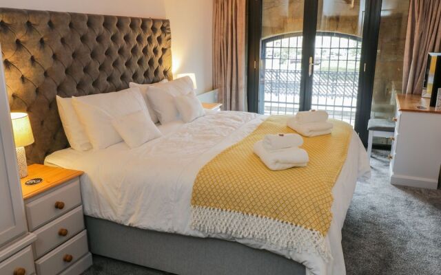 Repton @ Engine Shed