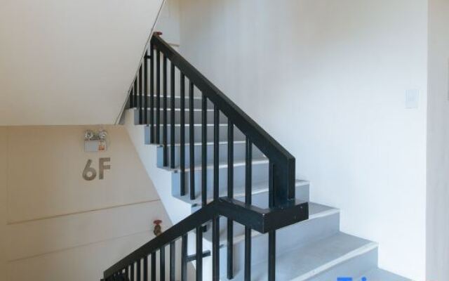 Filmore Suites Makati by RedDoorz