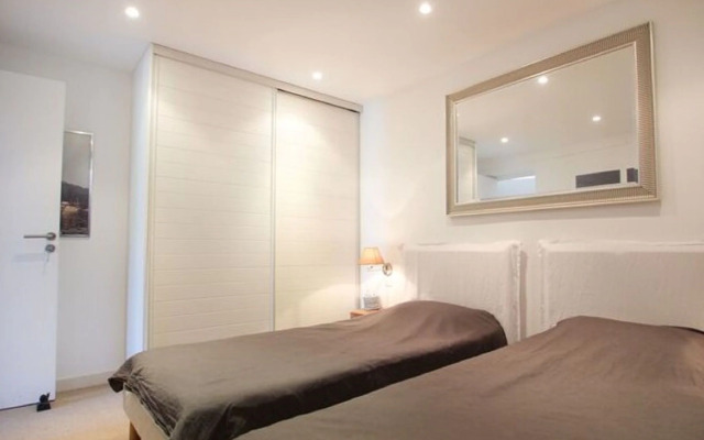 Modern holiday home in Gassin with private pool