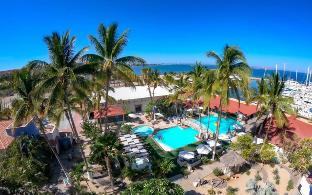 The Westmarine Waterfront Hotel