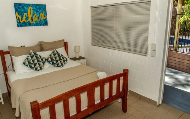 Cairns Beaches Flashpackers