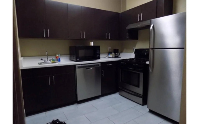 Moulton Inn &  Suites By OYO Near Shiner TX