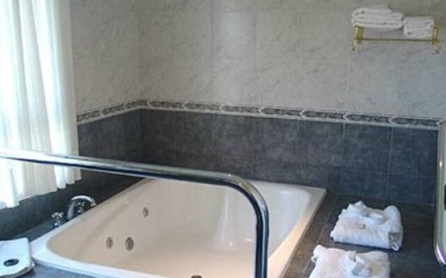 Hotel Marina del Faro Resort