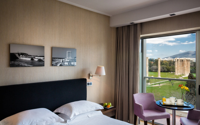 Athens Gate Hotel