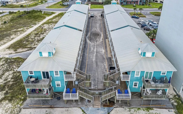 Sunrise Village #210