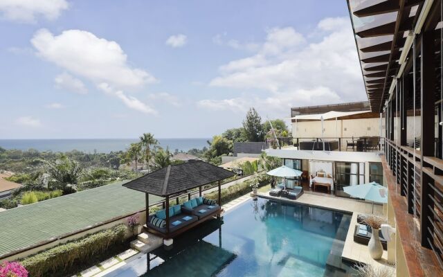 Villa Jamalu by Nakula