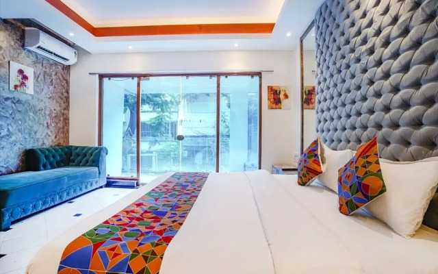 Fabhotel Twigo Inn