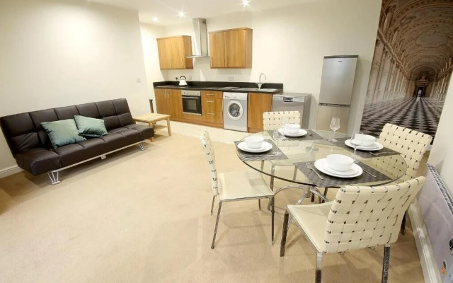 Courtyard Mews