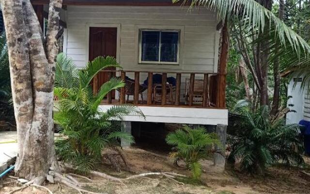 Bunnan Bungalows and Restaurant