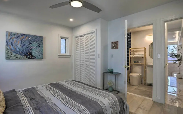 Upscale + Unique Townhome in University City!