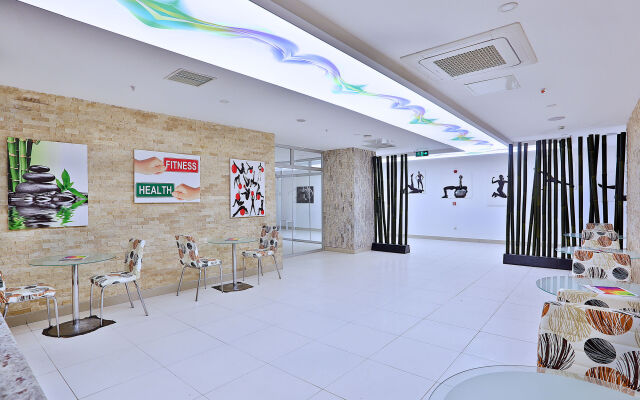 Mayi Hotel