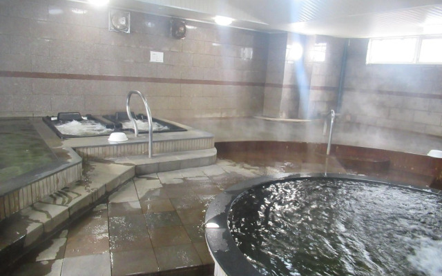 Tsurusaki Hotel