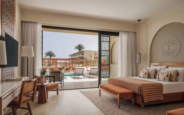 Sakhra  & Spa, Almaza Bay