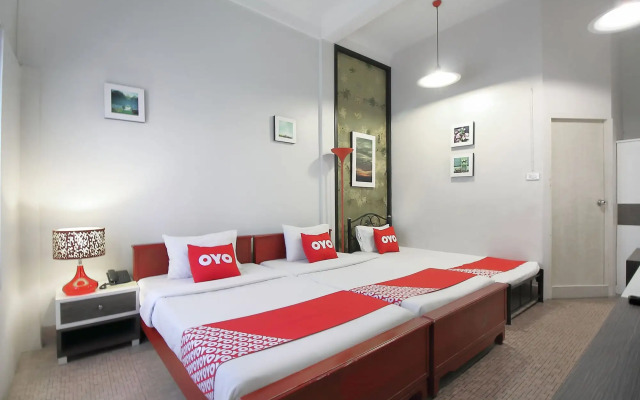 Rajata Hotel