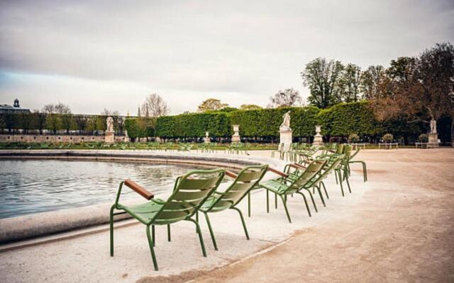 Holiday Inn Paris Elysees, an IHG Hotel