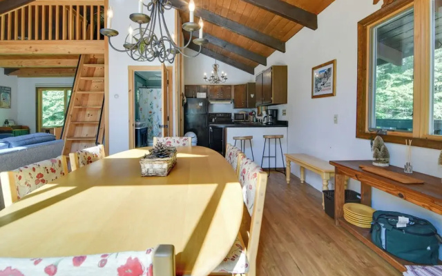 Beautiful Chalet ~ 5 Miles to Attitash Mountain