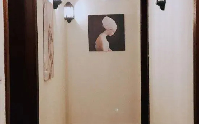 Eiffel Art Hotel