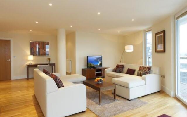 SACO London Canary Wharf