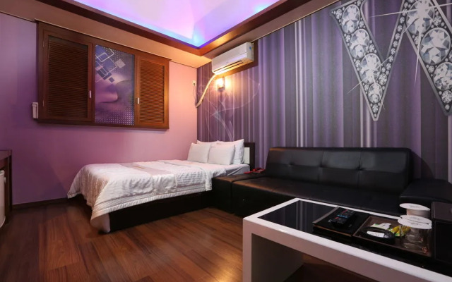 W Motel Seongnam