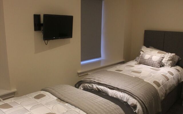 Black Bull with Rooms