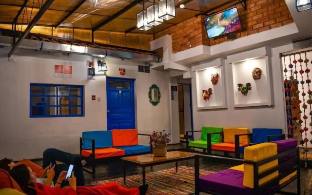 Saqray Hostel