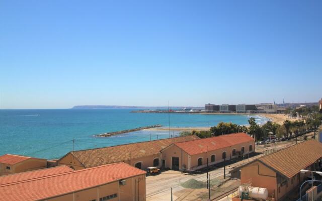 City Sea Views II Apartment