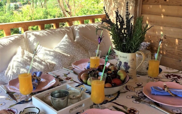 Villa Ceviz Evi by Akdenizvillam