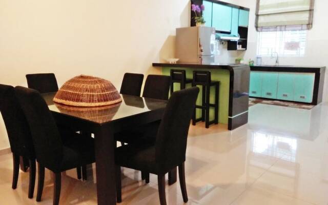 Achutra Guesthouse