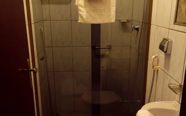 Hobi Hostel Bar & Lounge