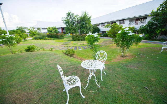 Nongkhai White Hotel