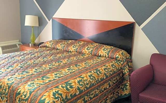 Royal Inn & Suites