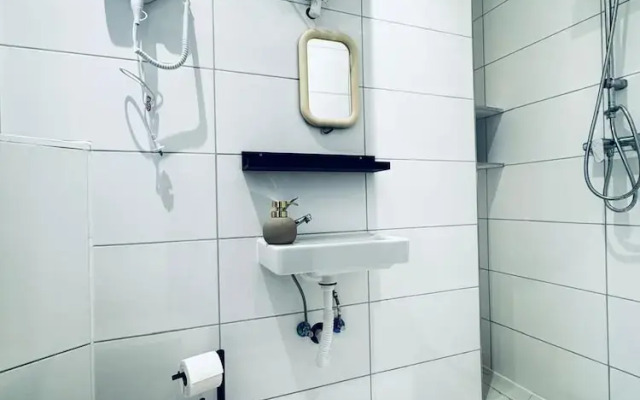 Simple Studio Near Klosterneuburg