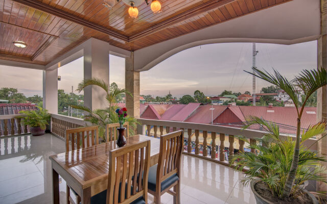DV Angkor Villa