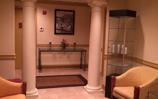 SEVEN Sebring Raceway Hotel