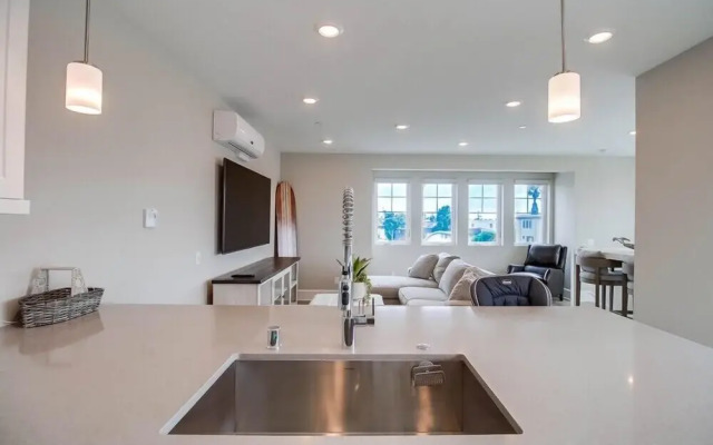 Santa Barbara Loft