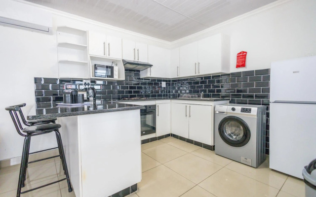 Safi Neat Apartment 9