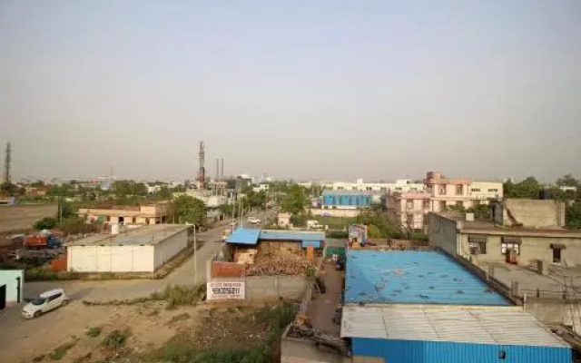 Hotel City Rooms Greater Noida by OYO Rooms