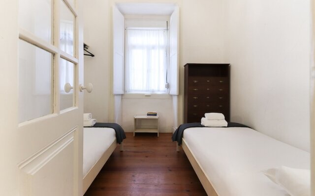 Castelo Typical by Homing