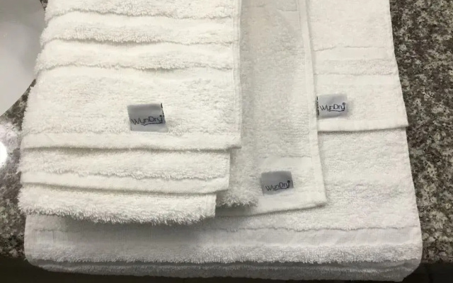 Days Inn & Suites Katy