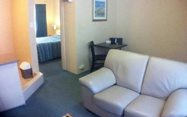 Fawkner Executive Suites & Serviced Apartments – Guest Rooms – Melbourne