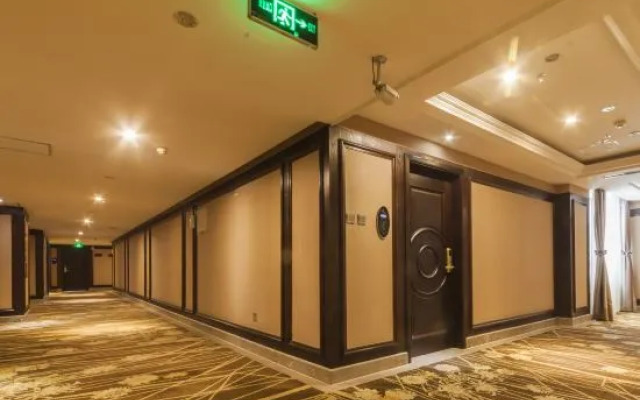 Urumqi Jiangxi Hotel