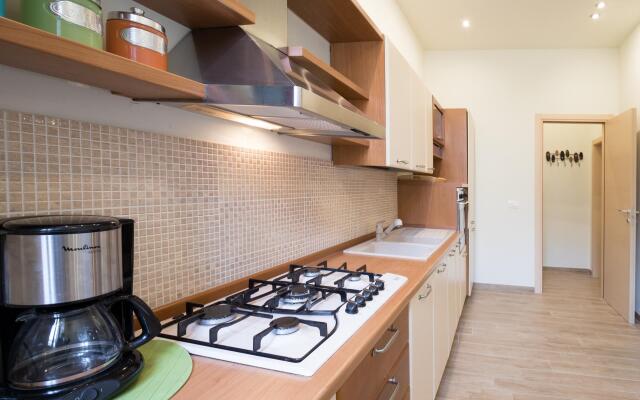 Hiresicily - Apt A - Wellness House Galilei