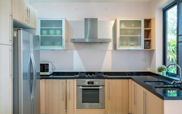Chalong 99 Residence Villa